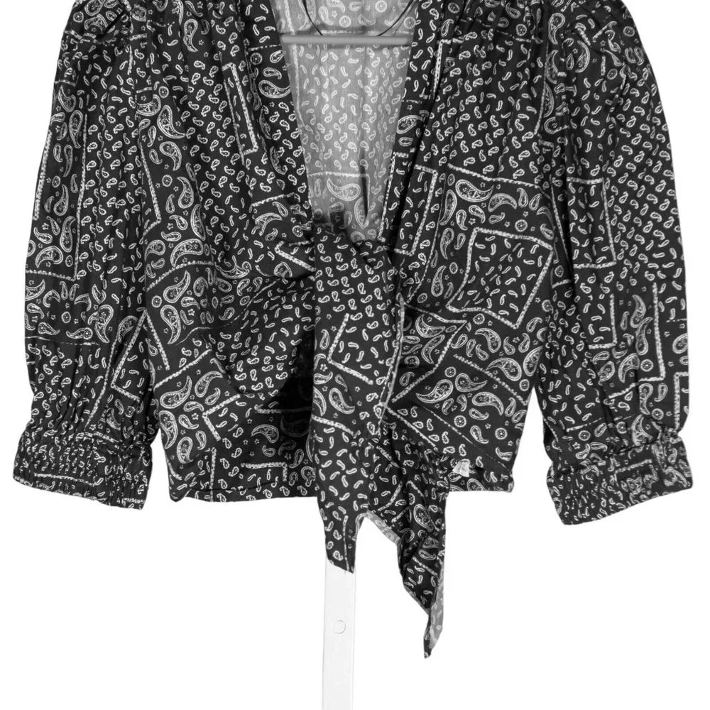 Zara Women's Blouse Gray White Paisley Bandana Tie Front 3/4 Sleeve Crop Top S